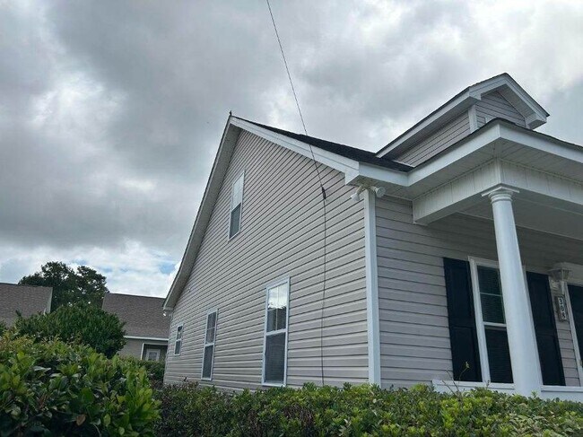 Photo - 306 N 30th St (Wilmington, NC) House