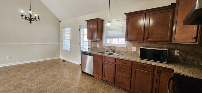 Building Photo - 2969 Brewster Drive