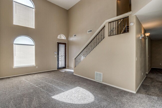 Foto del edificio - 3172 Hidden Valley Dr