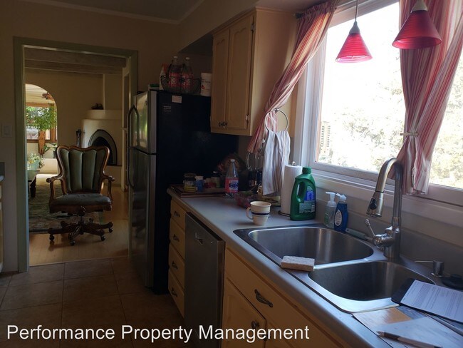 Building Photo - 3 br, 2 bath House - 3126 Plaza Blanca