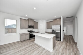 Building Photo - 1642 Portia Ln