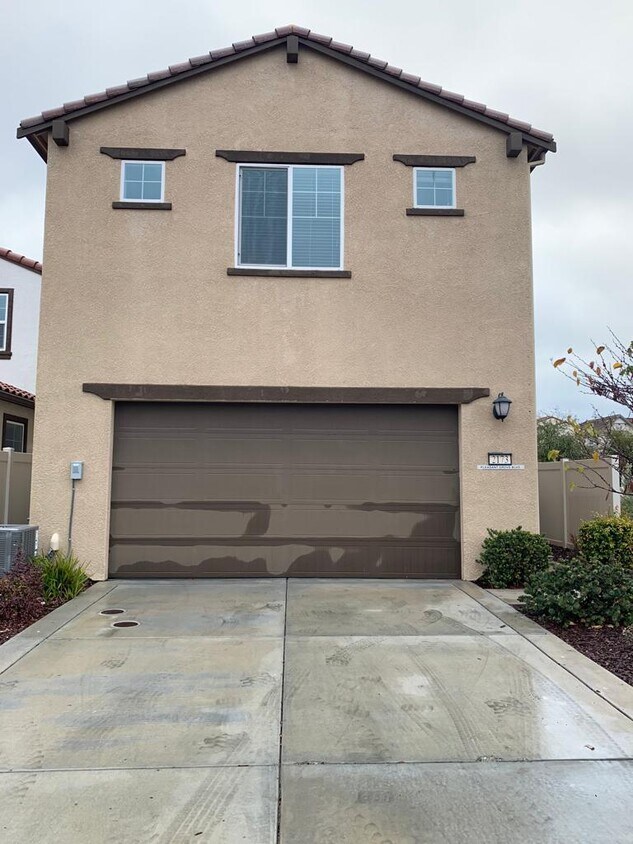 Foto principal - 2173 Pleasant Grove Blvd