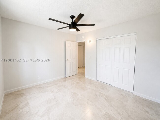 Foto del edificio - 2631 NW 6th St