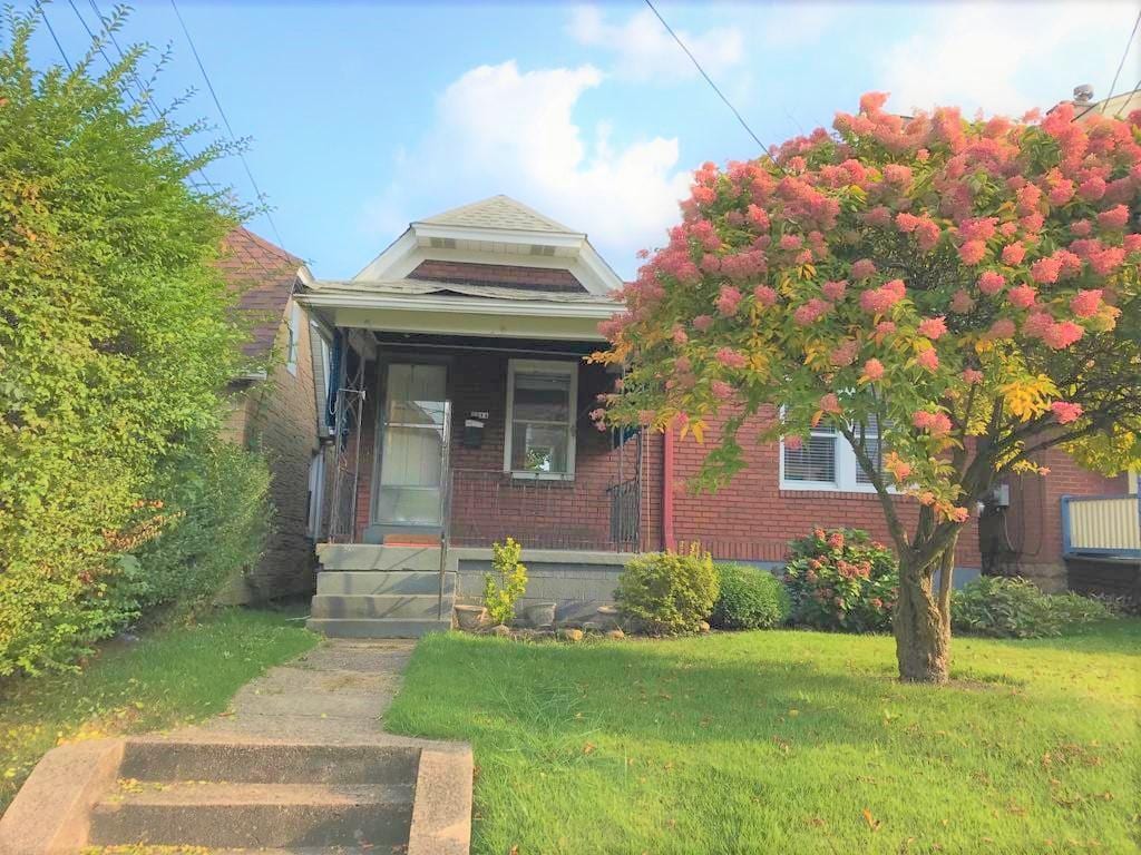 Primary Photo - Whipple 7214