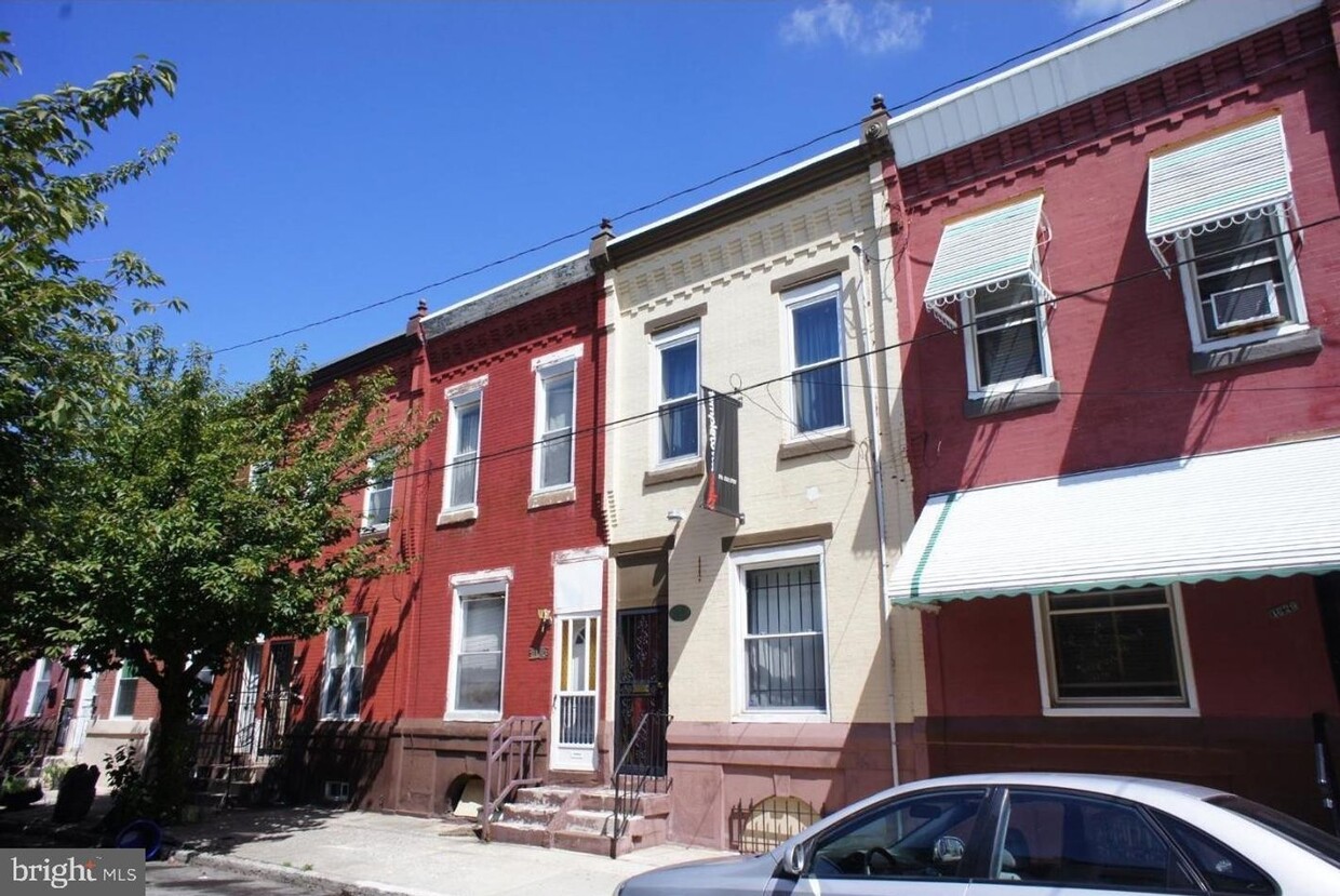 1631 Edgley St, Philadelphia, Pa 19121 - Townhome Rentals In 