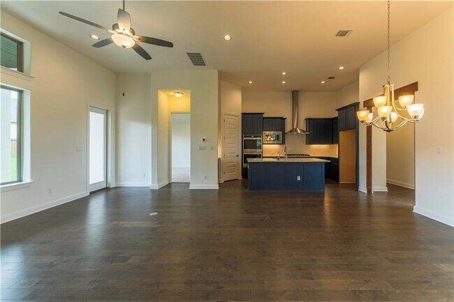 Building Photo - 4305 Arques Ave