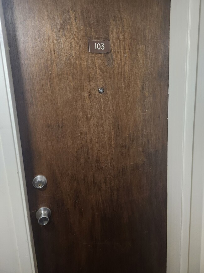 Building Photo - 3607 118 Ave NW