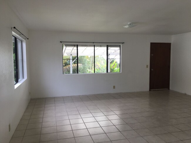 Foto del edificio - 2BR / 1.5 BA Home located in Upper Kaumana