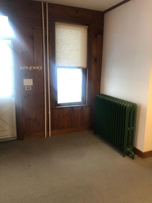 Foto del edificio - 913 N Duke St