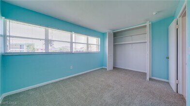 Building Photo - 1313 SE 40th St Building Photo - 1313 SE 40th St