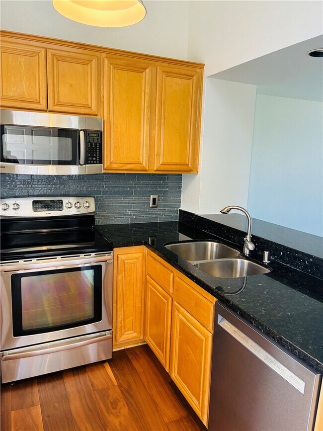Foto del edificio - 20191 Cape Coral Ln