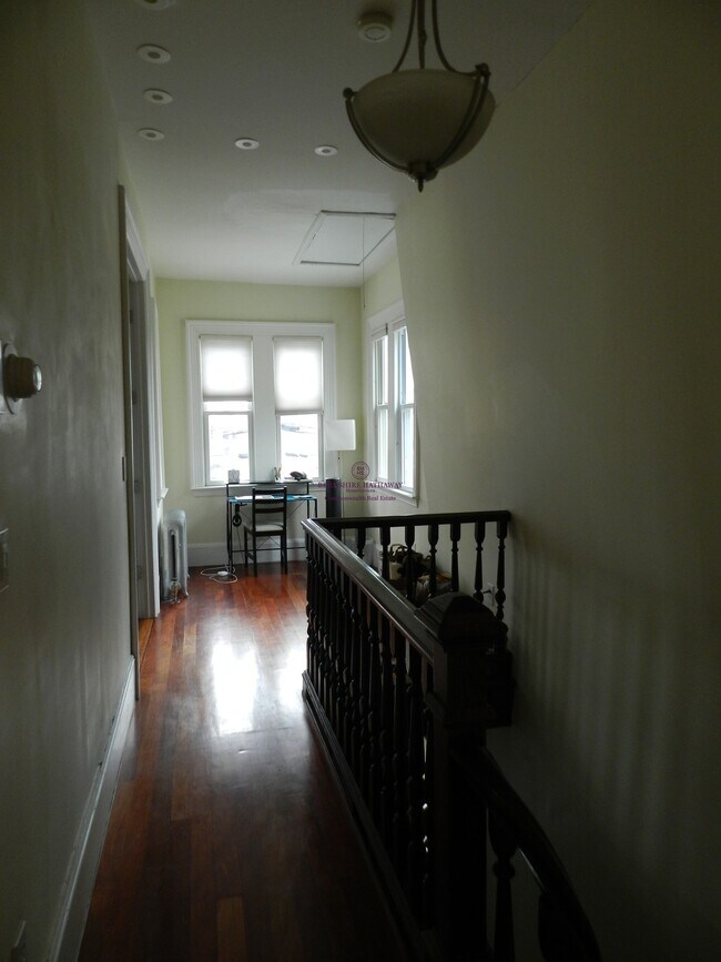 Foto del edificio - 61 Columbus Ave