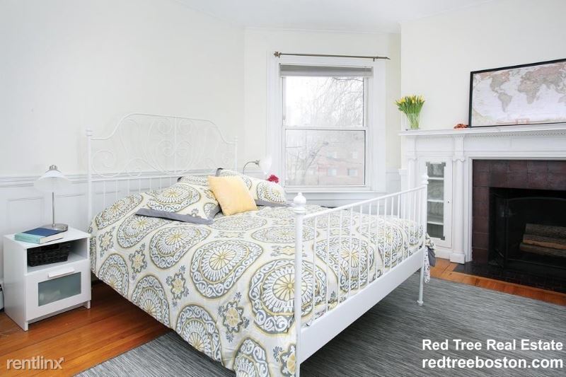 Building Photo - 2 br, 1 bath Condo - 17 Regent Cir 2 Unit 2