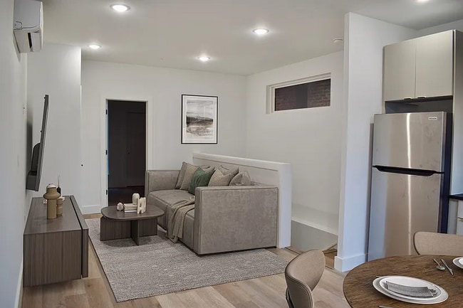 Photo - 5019 Pentridge St Apartment