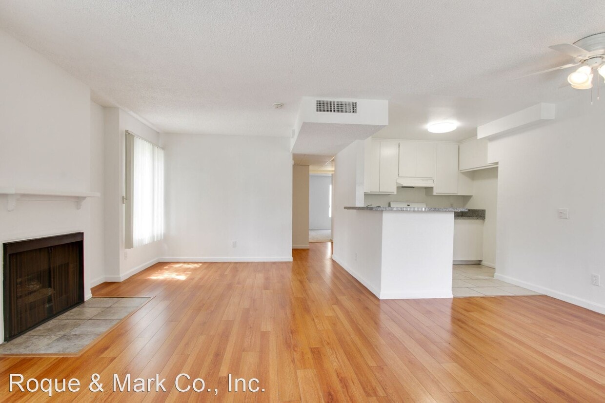 2 br, 2 bath Apartment 3685 Watseka Aven... Room for Rent in Los