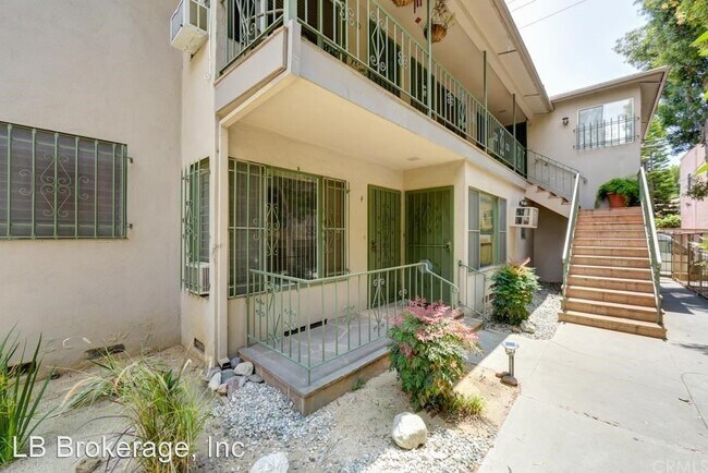 Building Photo - 1250 E 3rd St