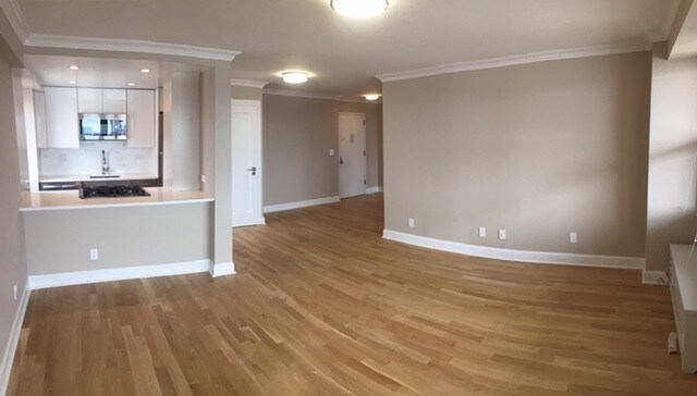 Foto del edificio - Beautiful 2 bed in Lux building