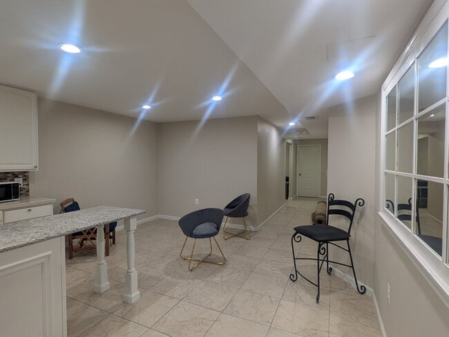 Building Photo - 13395 Caballero Way