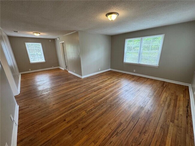 Foto del edificio - 900 Courtney St