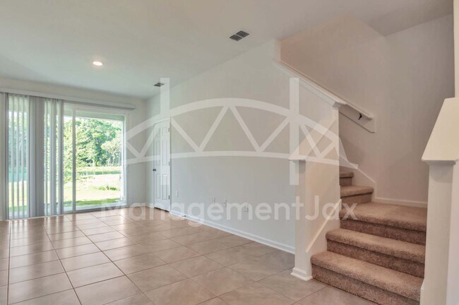 Building Photo - 8314 US-1