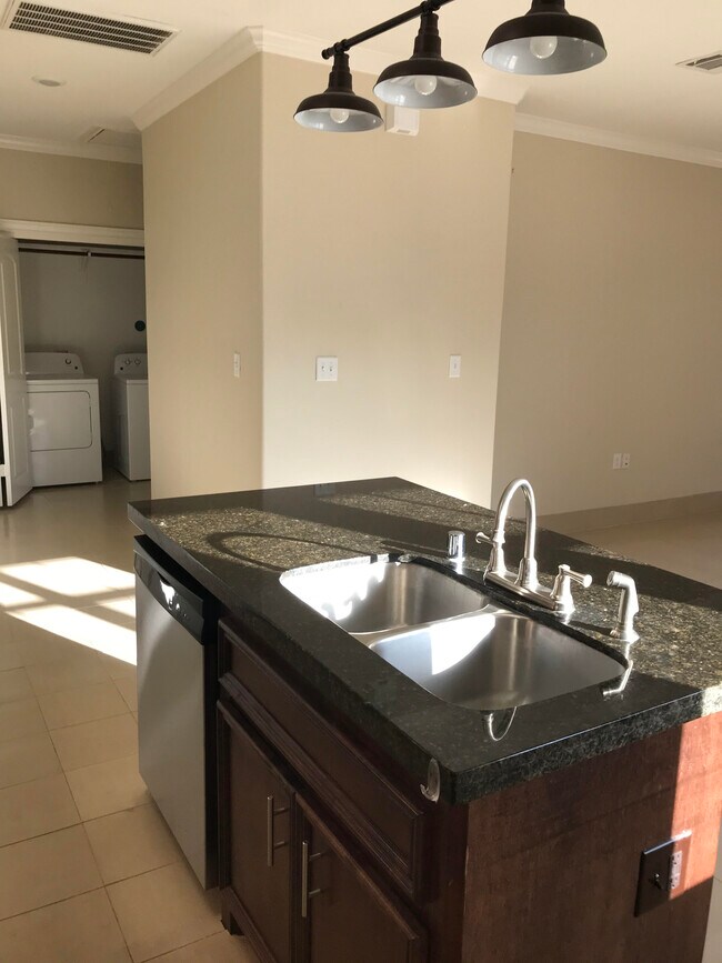 Huntsville Village Apartments Townhomes for Rent Huntsville, TX