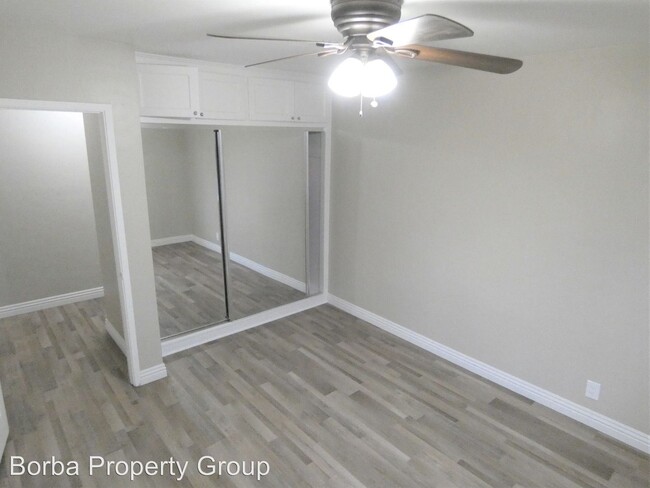 Building Photo - 1090 E San Antonio Dr