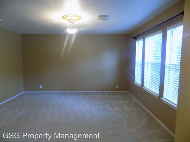 Building Photo - 4 br, 2.5 bath House - 706 Empresario Dr
