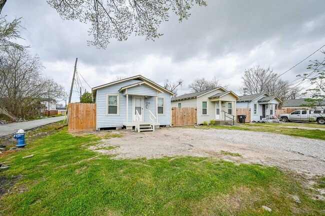 Foto del edificio - 2713 Gregg St