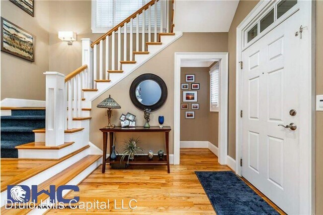 Foto del edificio - 5 br, 4 bath House - 1982 Mclendon Ave NE