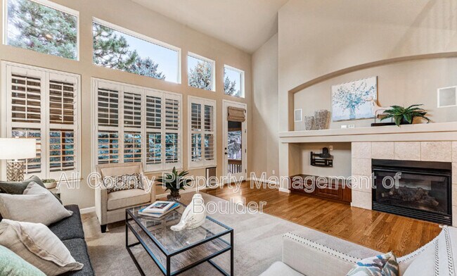 Foto del edificio - 1883 Caleta Trail