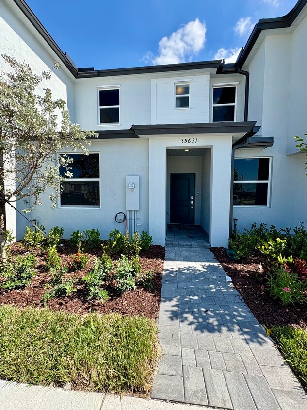 Foto principal - 35631 SW 178th Pl