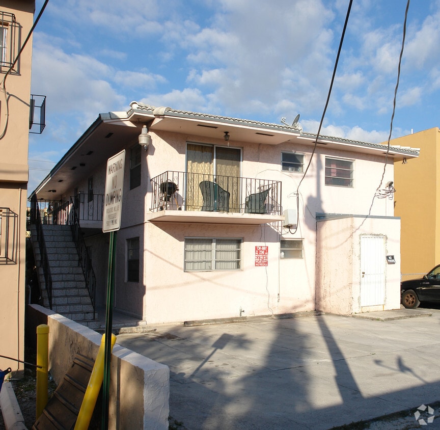 Building Photo - 3475 E 4th Ave