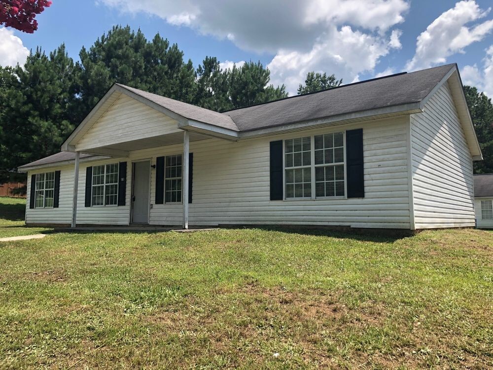 15 Rolling Hills Lane House Rental in Carrollton, GA