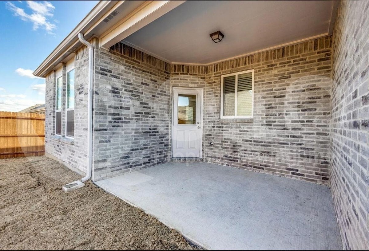 Building Photo - 910 Cinnabar Wy