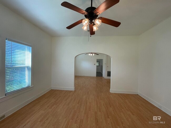 Foto del edificio - 207 NW 1st St