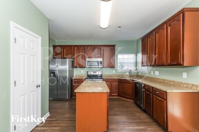 Foto del edificio - 5911 Parkstone Drive