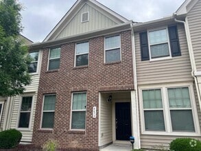 Building Photo - 4472 Middletown Dr