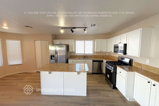 Building Photo - 3905 Meadowlands St