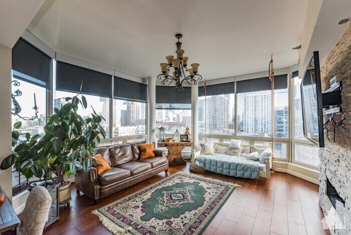 Foto principal - 730 W Randolph St