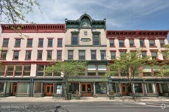 Building Photo - 275-283-283 River St