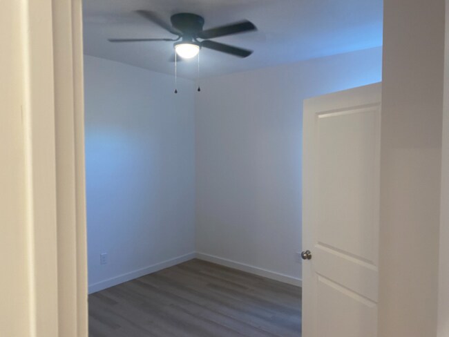 Building Photo - 5719 Kemper St