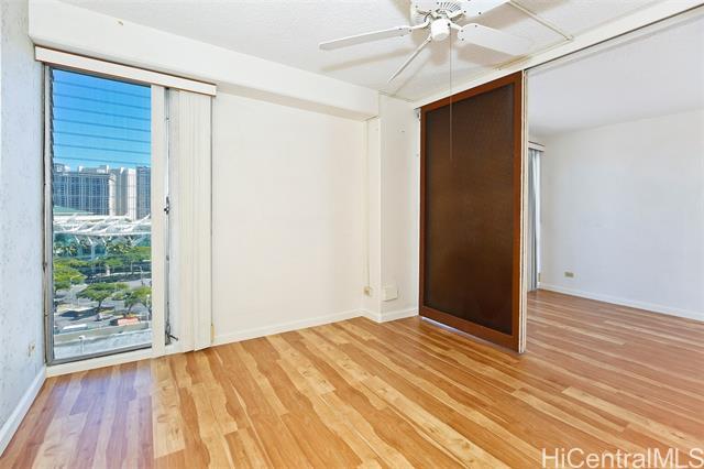 Building Photo - 1655 Makaloa St