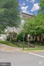Building Photo - 20353 Bowfonds St