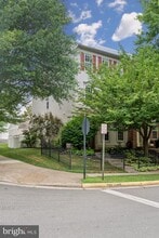 Building Photo - 20353 Bowfonds St