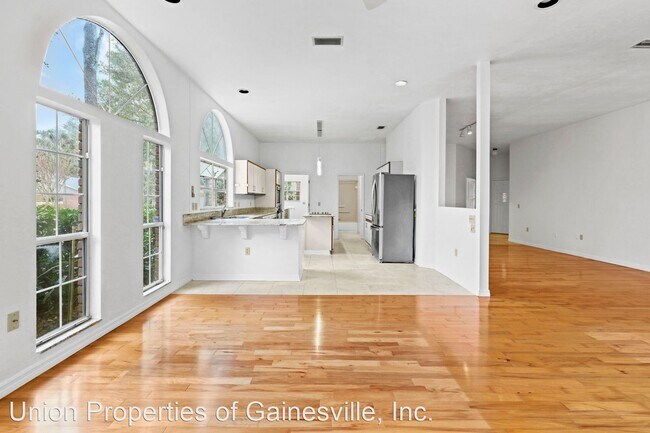 Foto del edificio - 3 br, 2 bath House - 3968 NW 25th Circle