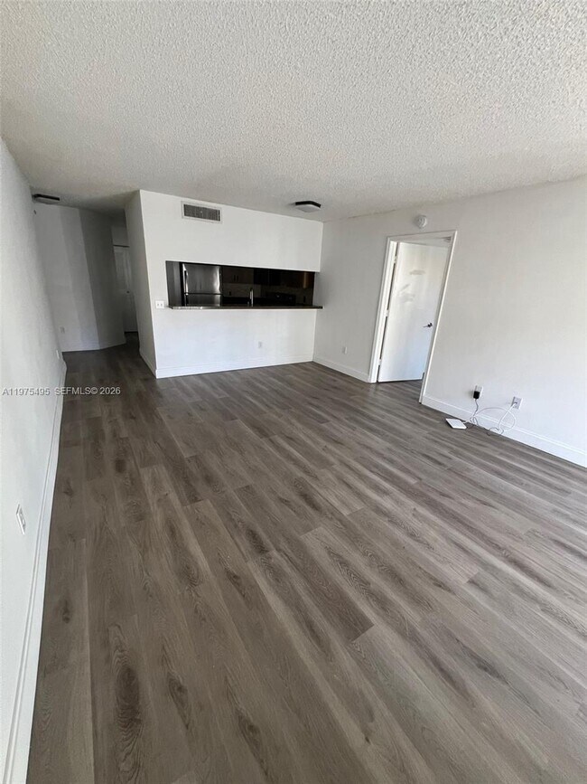 Foto del edificio - 440 S Park Rd