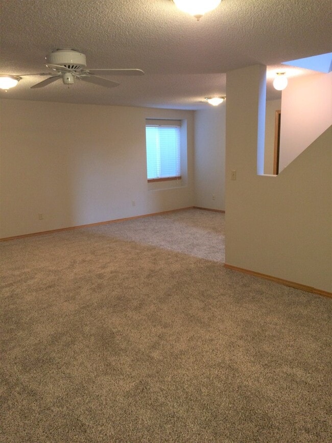 Building Photo - Maize Schools - 3 bedroom home