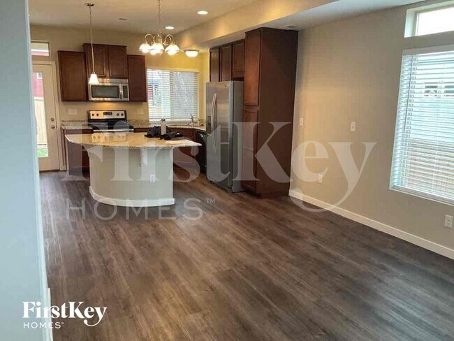 Building Photo - 4389 Vindaloo Dr