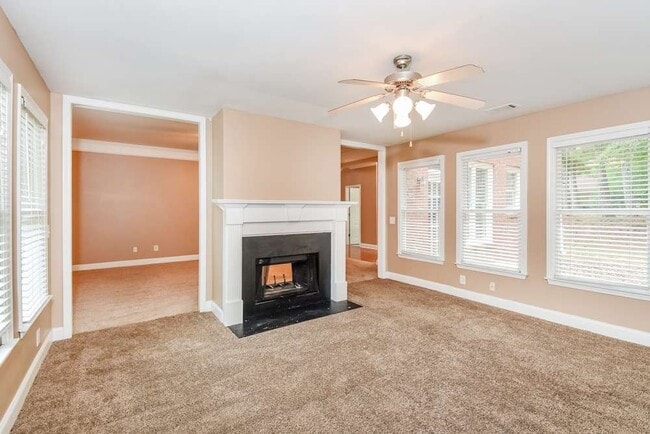 Building Photo - 1564 Fredricksberg Dr