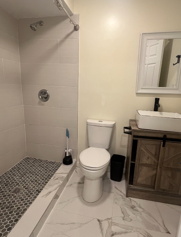 Foto del edificio - 222 Snowy Oak Rd